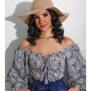 Floral Off the Shoulder Crop Top